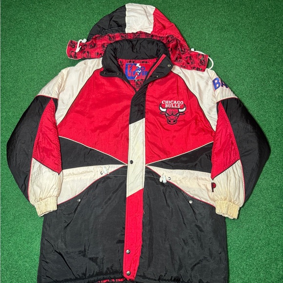 NBA Other - Vintage 90s Chicago Bulls Puffer Coat, Starter Jacket, Michael Jordan NBA (XL)